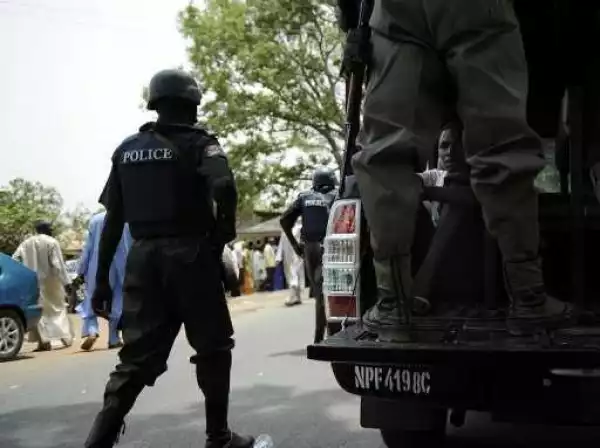 Police rescue 28 persons in chains
